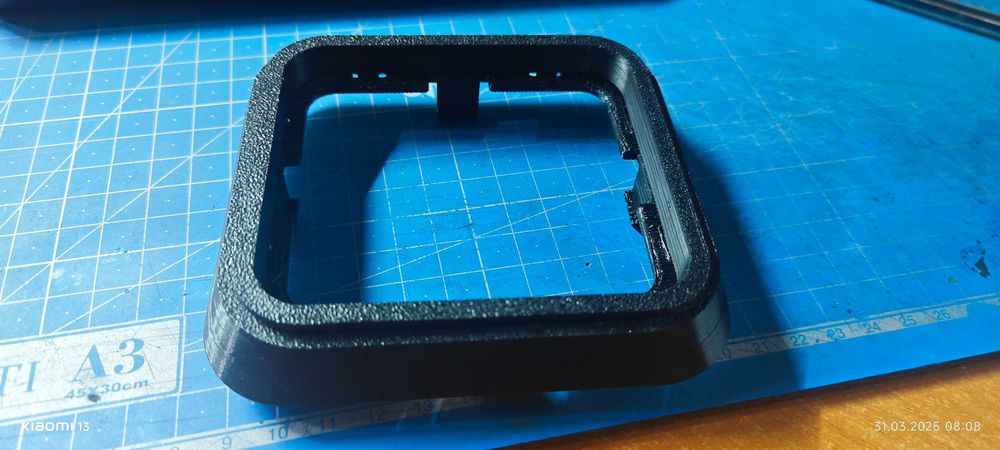 Накладка чохла ручки КПП ГАЗ 31105 на тонель салона нового зразка.