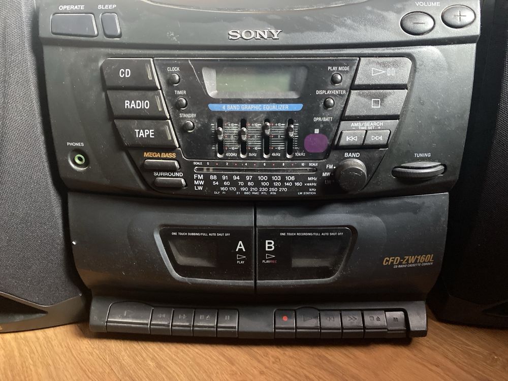 Sony CFD-ZW160L z glośnikami Mega Bass