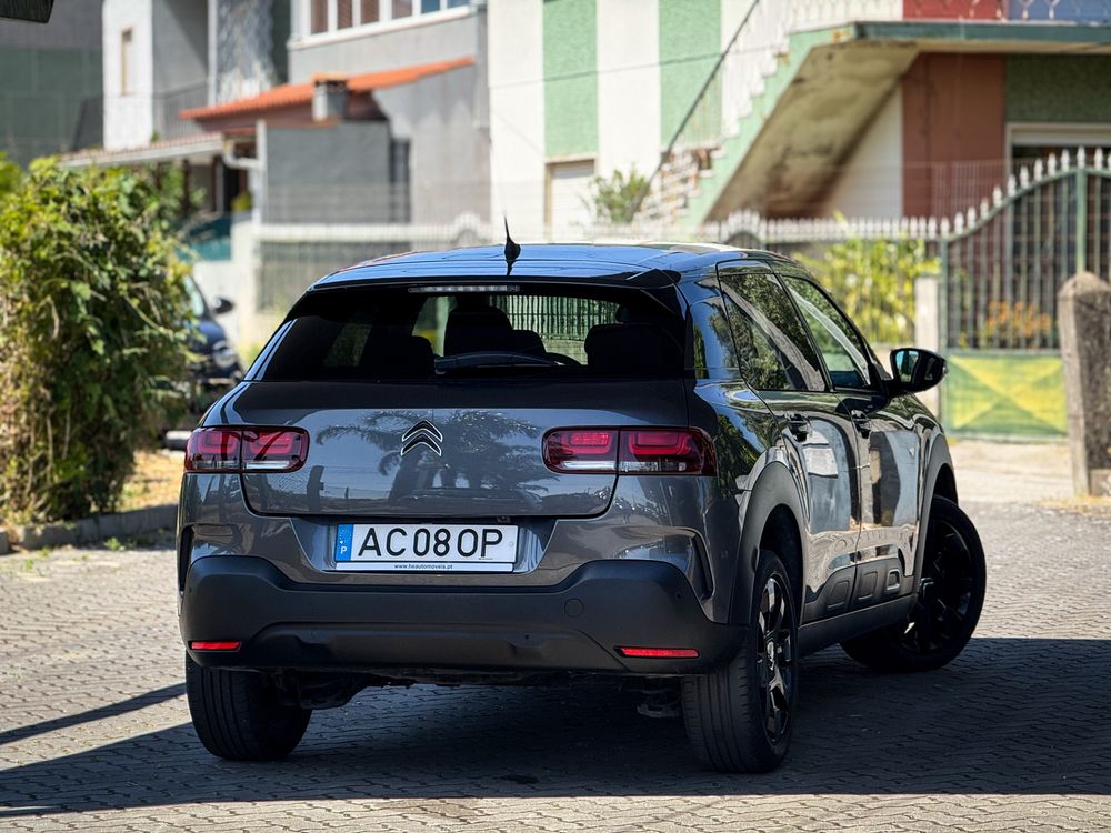 Citroën C4 Cactus 1.5 BlueHDI Automático desde 206€/mês