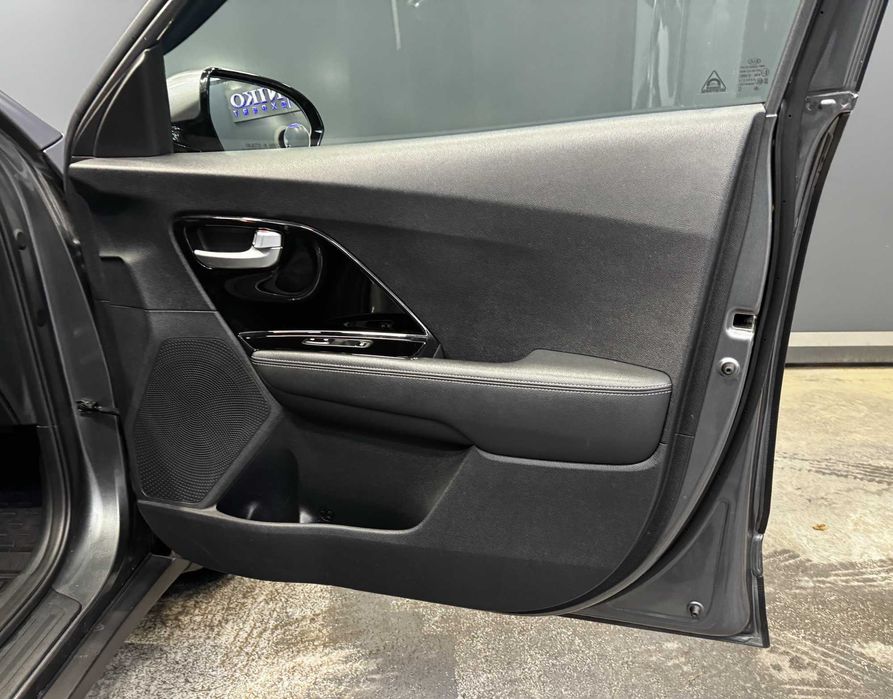 Продам гібридну Kia Niro 2017, 1.6 (HEV)