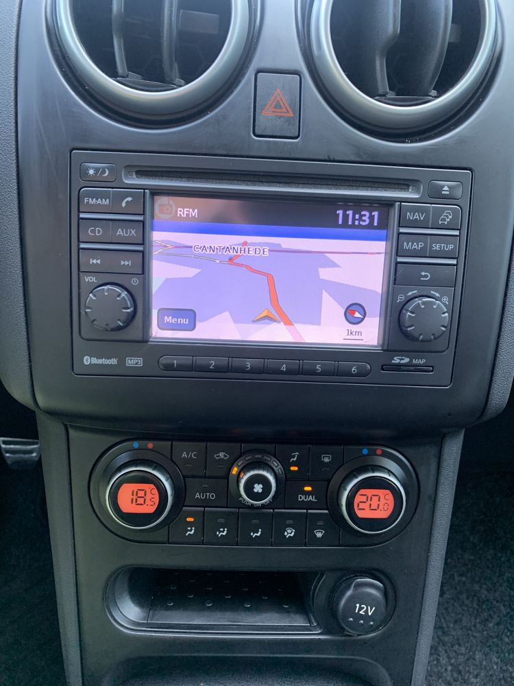 Nissan Qashqai 1.5 dci PureDrive // 140 mil kms// equipamento sport