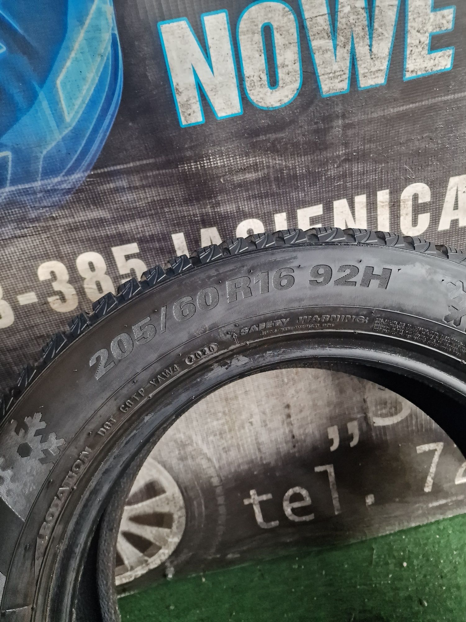 Opona zimowa 205/60/16 92H Kumho pojedyncza 7.7mm