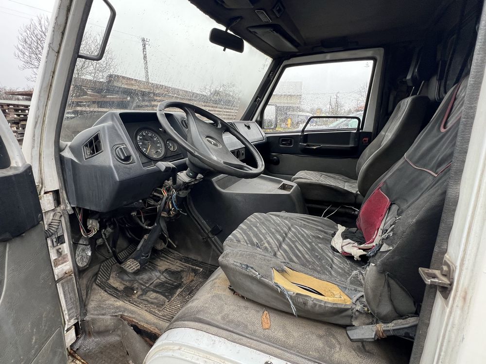 Продаж автомобіля MB-100