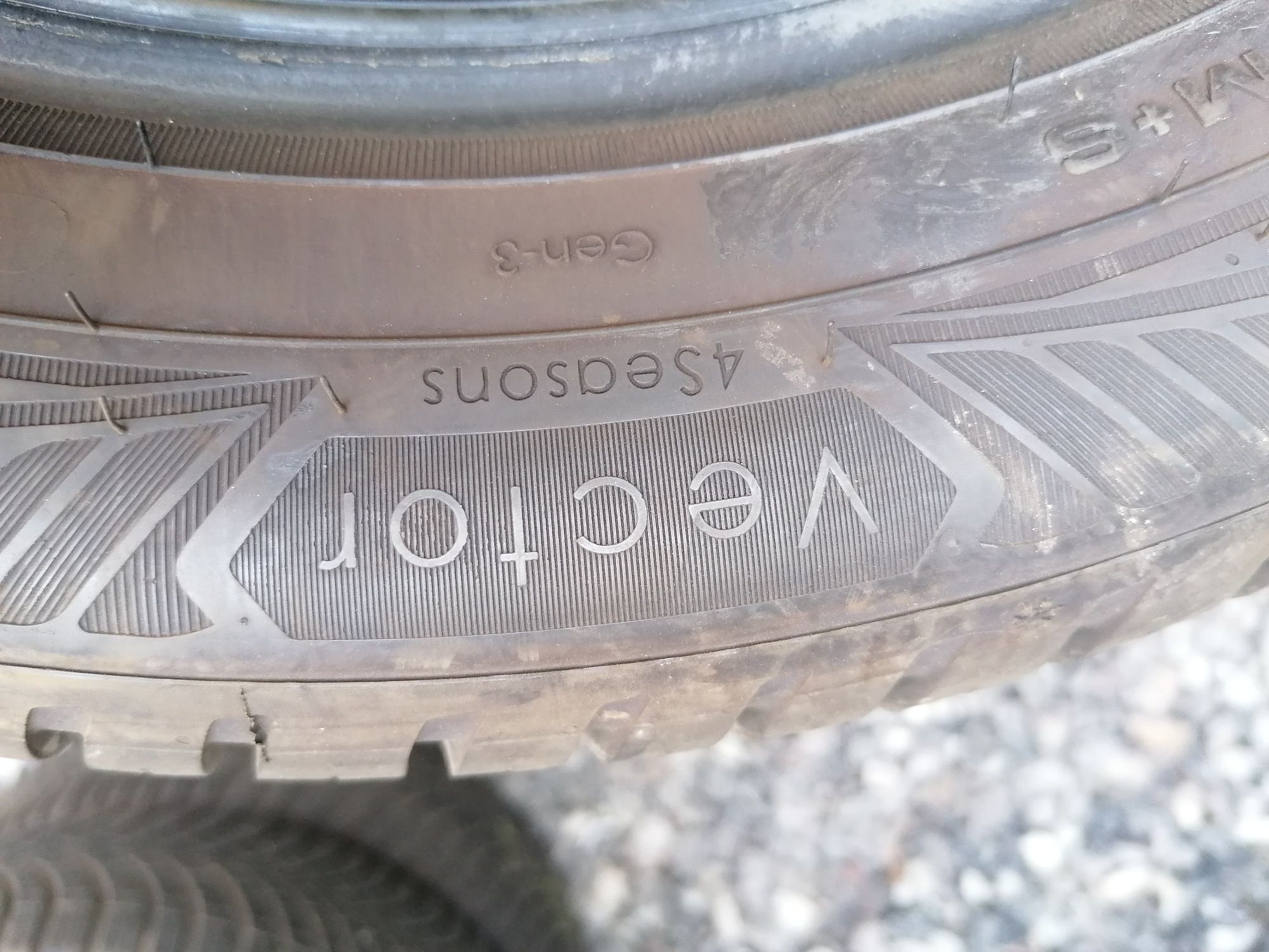 195/55/16 Goodyear 2023 rok wielosezonowe całoroczne