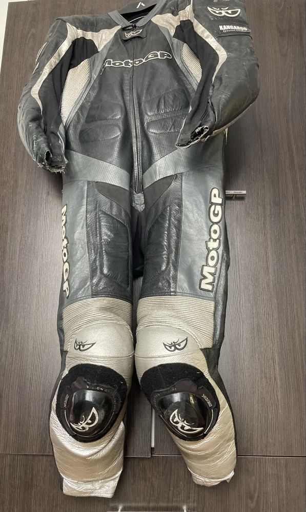 Kombinezon motocyklowy Berik MotoGp Kangaroo w rozmiarze 52/L
