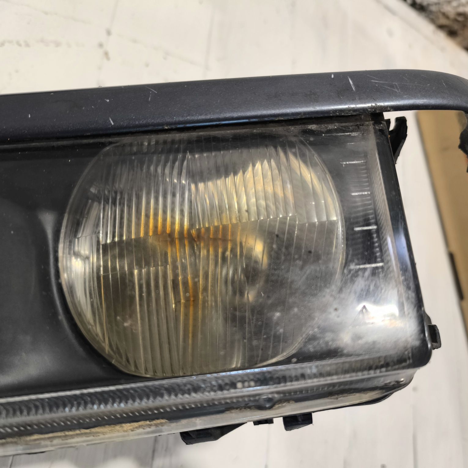 Lampa przód lewa BMW E36