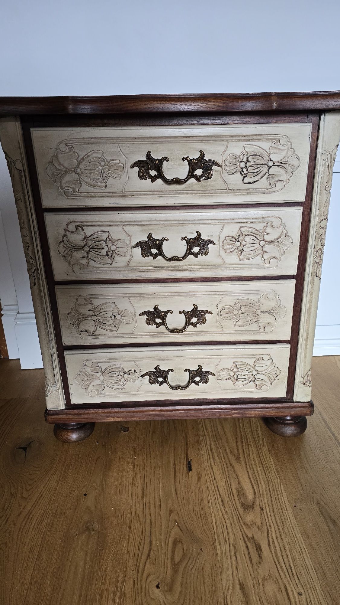 Komoda Vintage  drewno