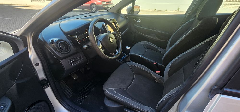 Renault Clio 1.5 dci impecável 18