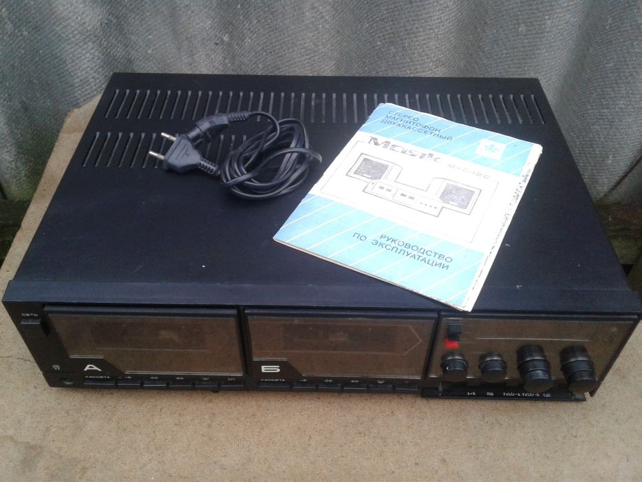 Магнитофон кассетный приставка Маяк 242 С СССР магнитола магнітофон