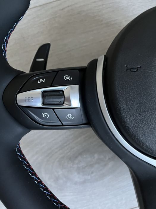 М руль BMW F30 F10 з ПІДІГРІВОМ  М Кермо bmw F30 F10 В НАЯВНОСТІ