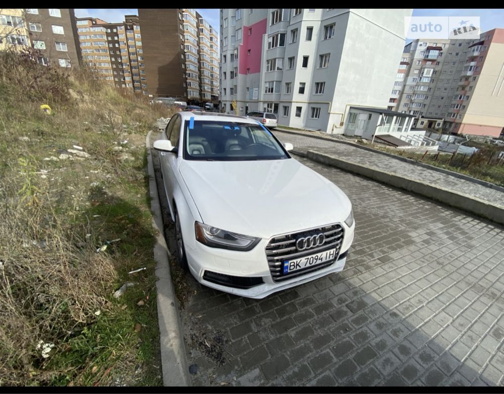 Продам машину audi