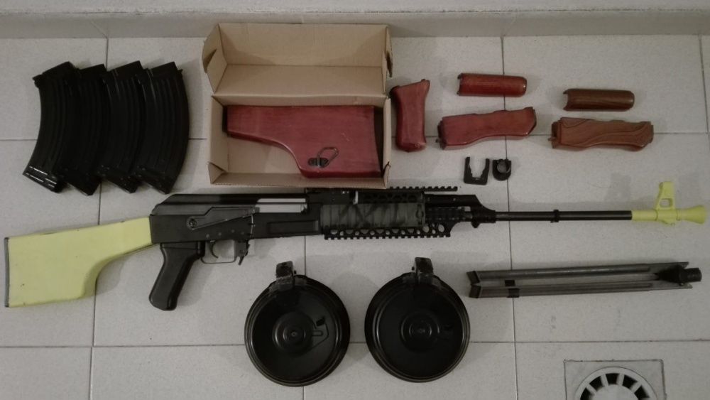 Réplicas e acessórios de Airsoft