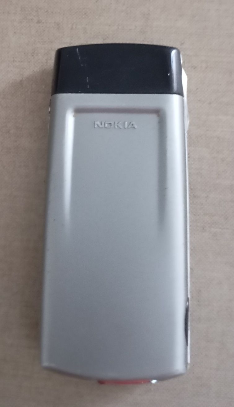 Telemovel Nokia 8850