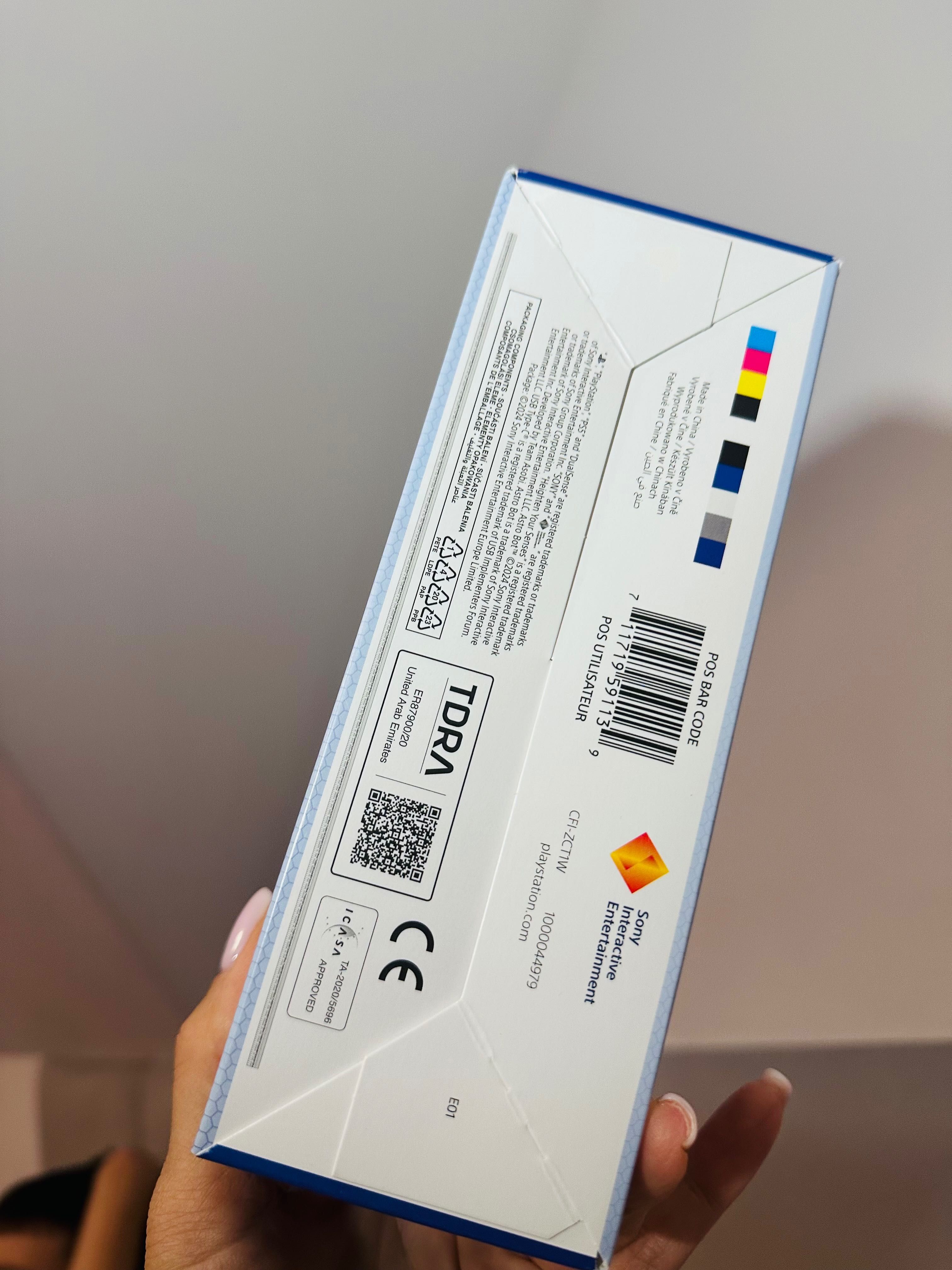 Kontroler Playstation 5 DualSense edycja limitowana Astro Bot