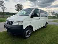 Volkswagen Transporter Transporter T5 1,9 TDI 9 osobowy