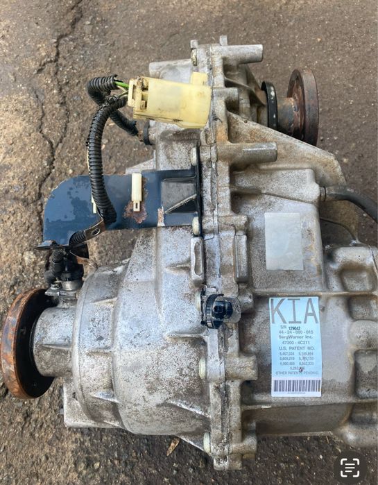 Раздатка Киа соренто 47300 4С211