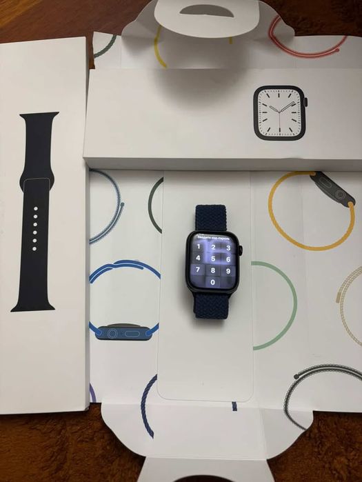 Продам Apple watch 7