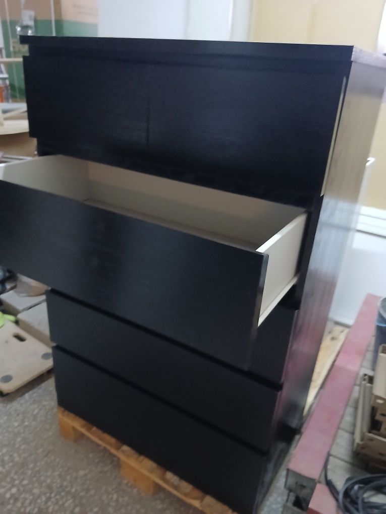 Cómoda IKEA 6 Gavetas bom estado