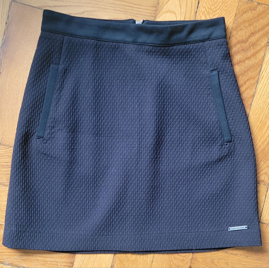 Czarna spódniczka Calvin Klein Jeans