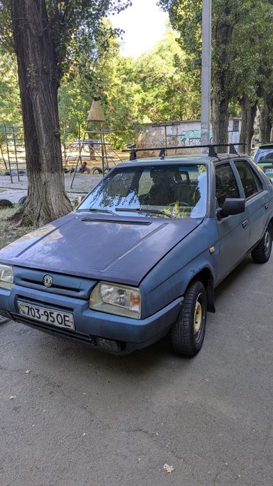 Шкода Фаворит продам.