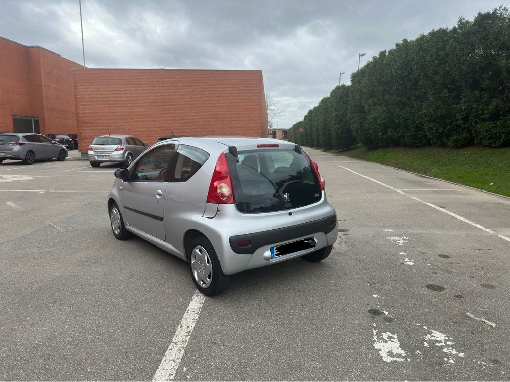 Peugeot 107 motor toyota 1.0 impecavel