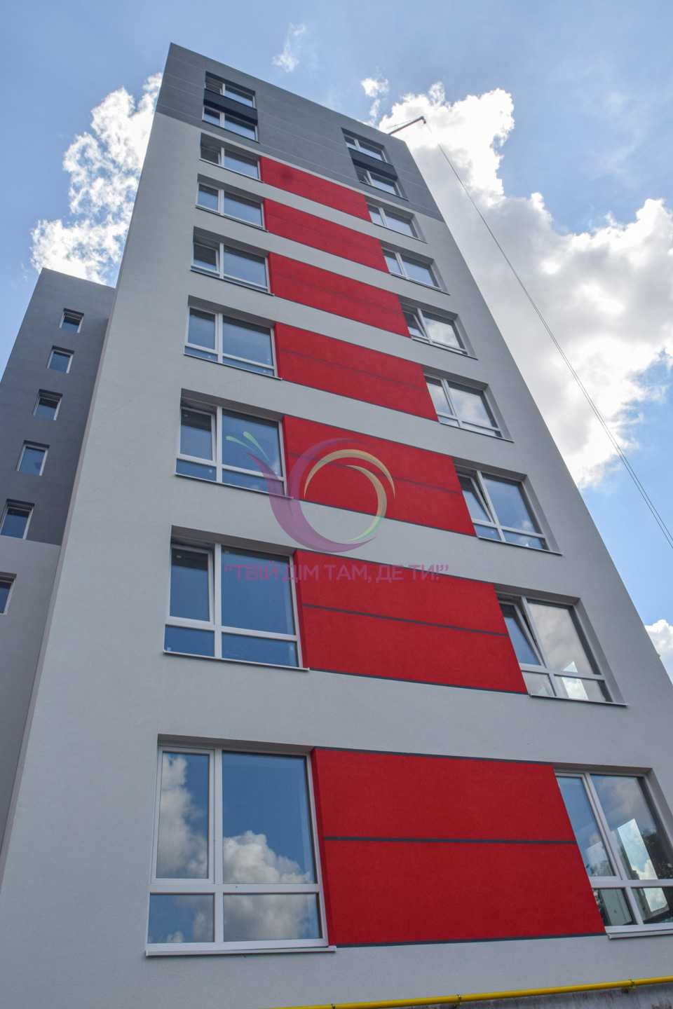 2-к. квартира 53 м2 з панорамними вікнами в р-ні БАМ за вул. Корольова