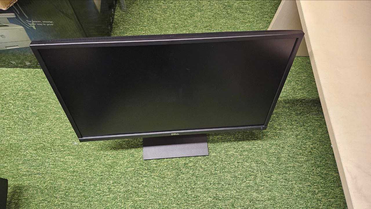 Dell E2420HS стан нових, є кількість