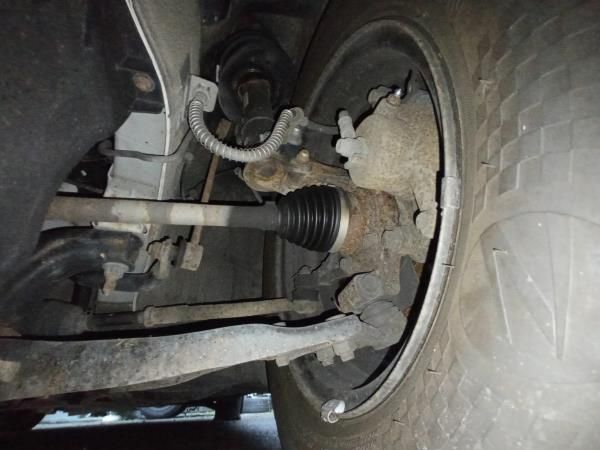 Pinça travão / maxila de travão frente esquerda HYUNDAI i30 (GD)