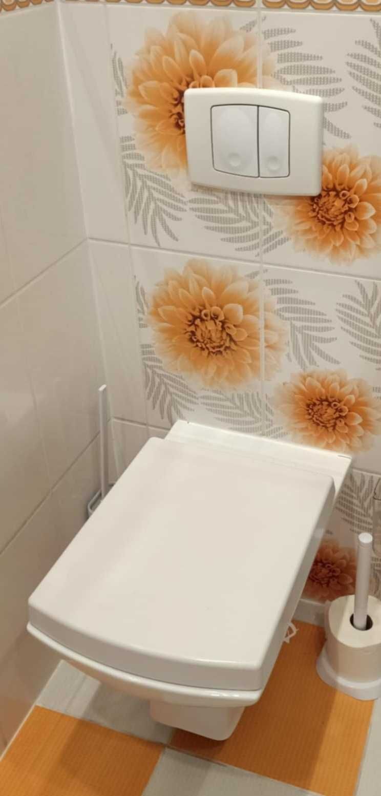 Miska wc wisząca Navarra