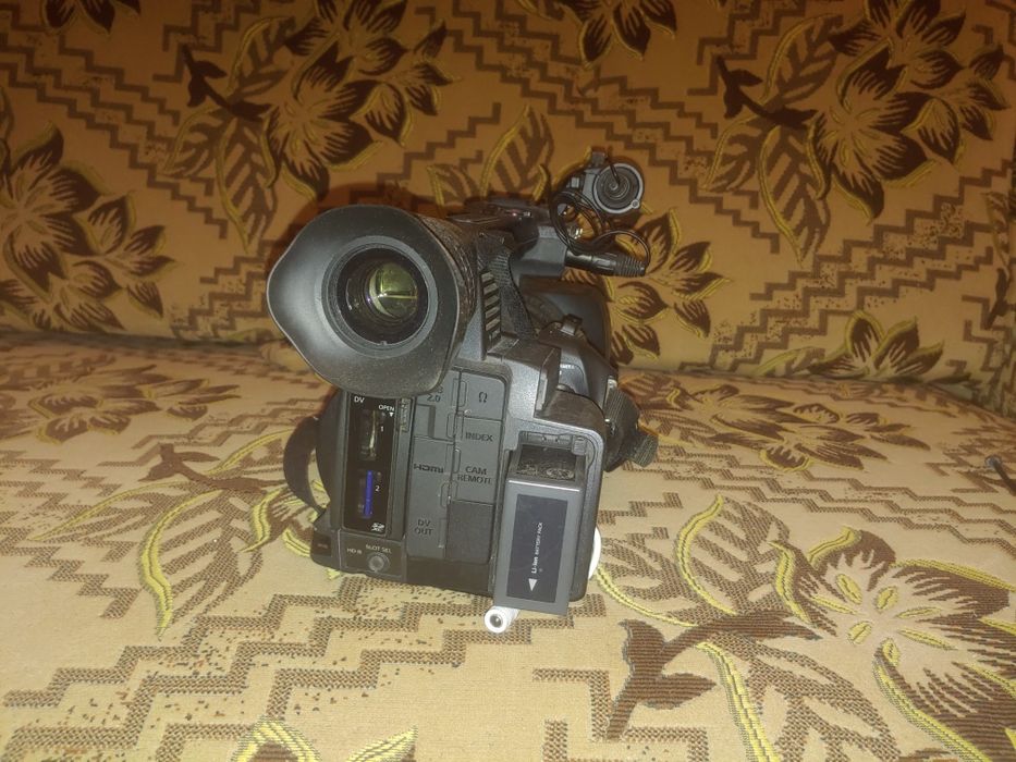 Відеокамера FullHD Panasonic AG-AC130EN