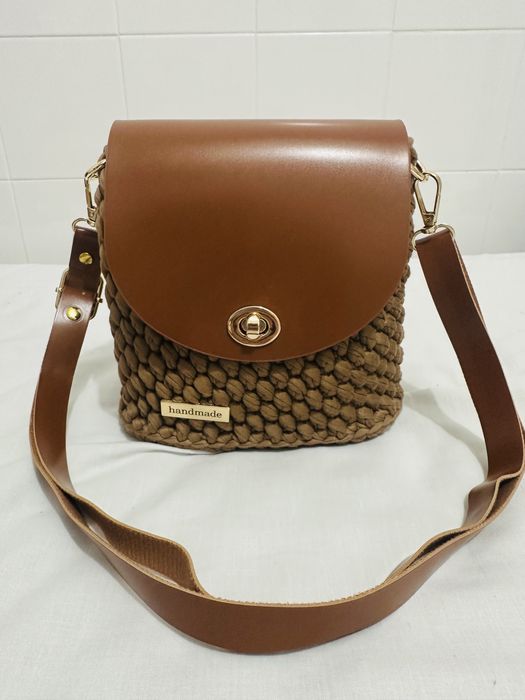 Bolsas Artesanais em Crochê