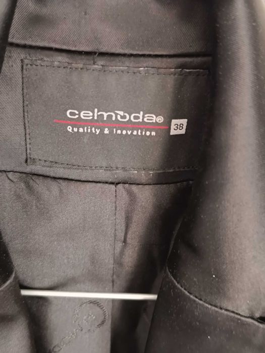 Casaco preto de Mulher da Celmoda::N.38