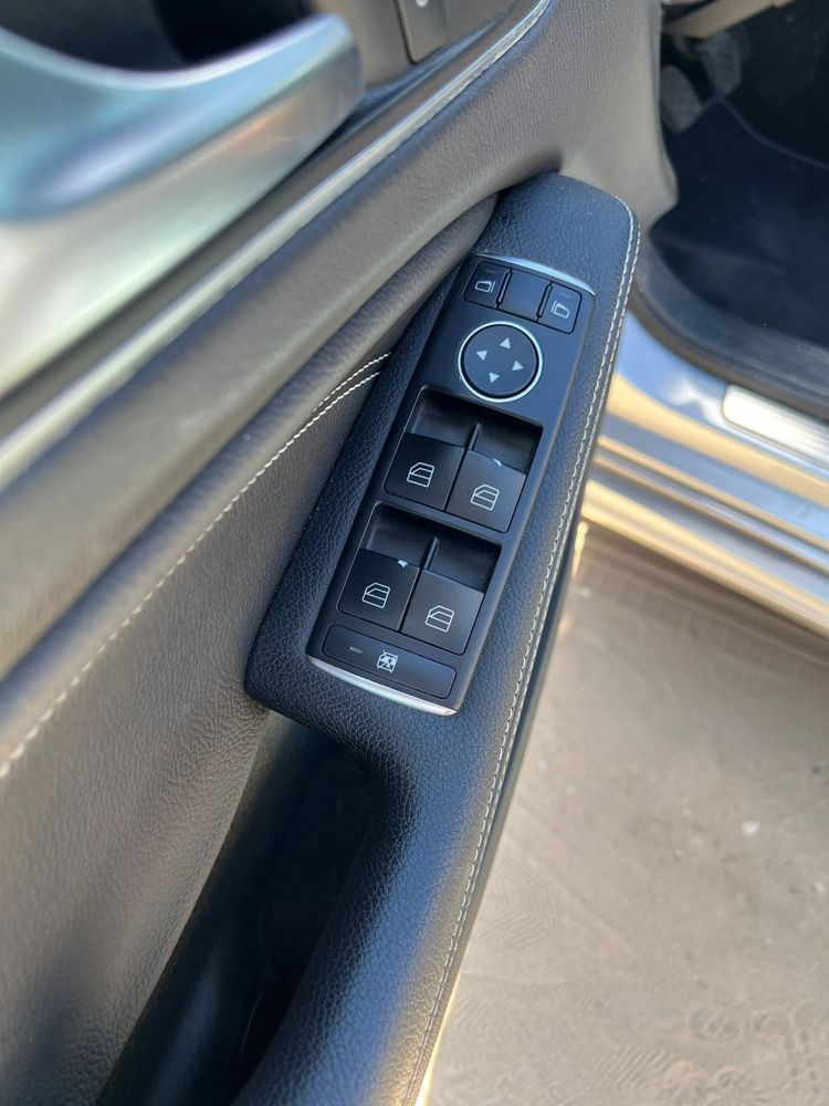 Mercedes-Benz A160 1.6 102CV gasolina de 2016