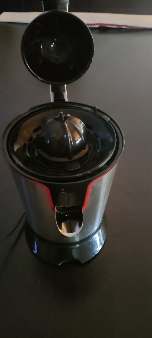 Centrifugadora, como nova