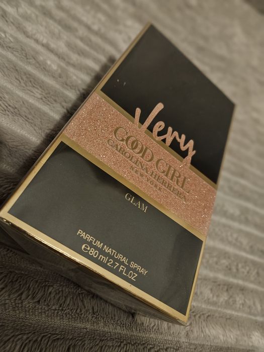 Goodgirl glam Carolina herrera