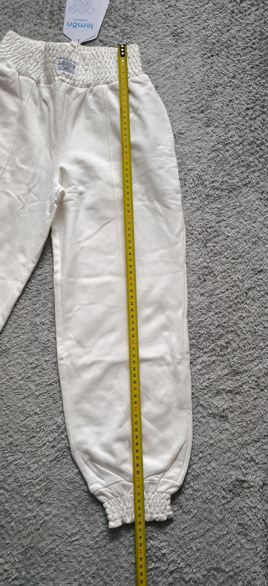 Nowe spodnie dresowe coccodrillo lemon r. 128