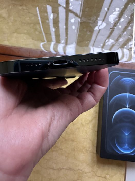 Продам іPhone 12 ProMax 512Gb cвой,  blue ,отличном состоянии