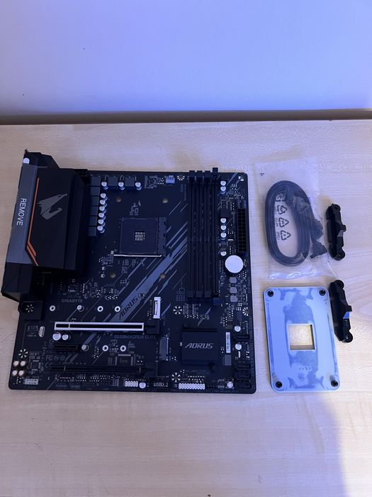 Plyta główna b550 Aourus