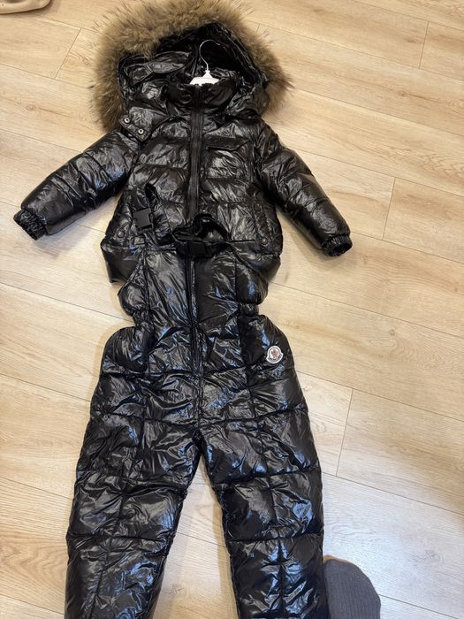 Продам дитячий комбінезон і куртку