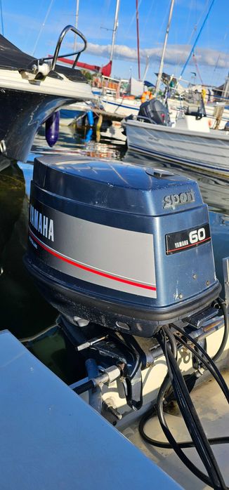 Glastron GT 160 motorówka z przyczepą