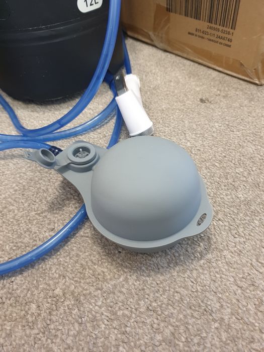 Prysznic Solarny kempingowy Bass Polska