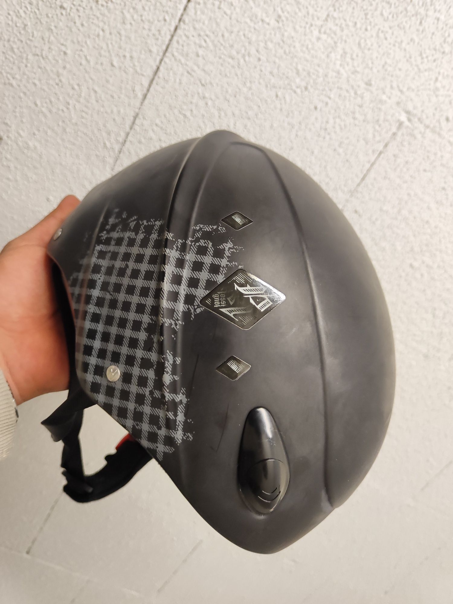 Kask narciarski Rossignol