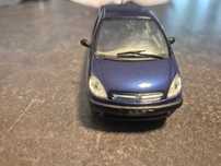 Norev citroen xsara picasso niebieski 1;43