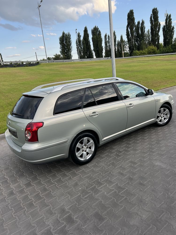 Toyota Avensis 2.2 D4D 177л.с. Турбо-Дизель Рестайлінг Тойота Авенсіс