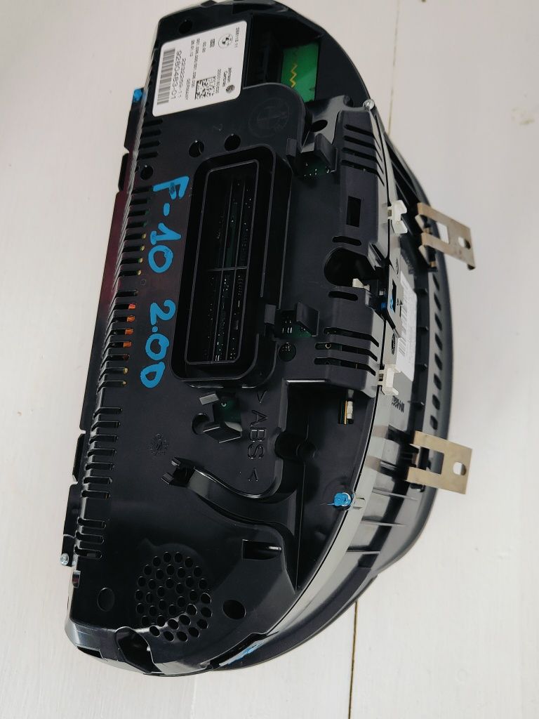 BMW 5 F10 F11 licznik zegar 2.0D europa