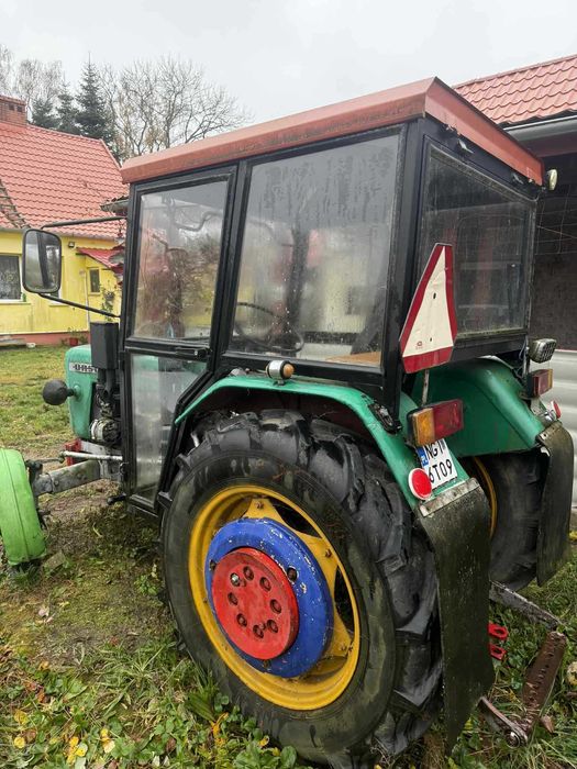 Ciągnik Ursus C-330