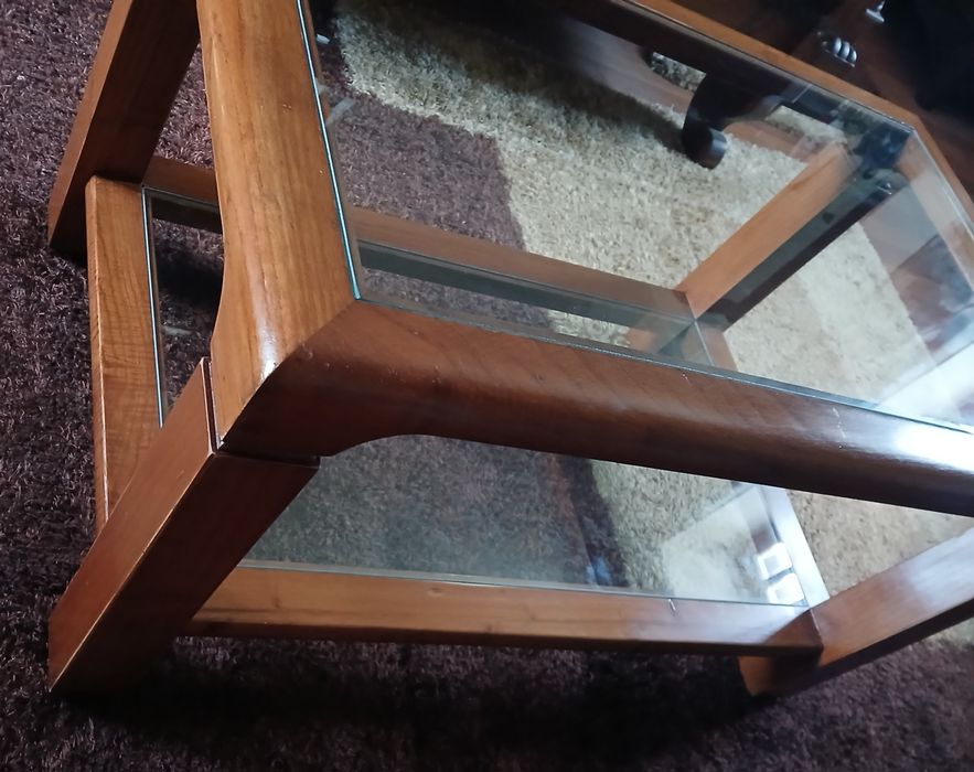 Mesa de centro com 2 vidros