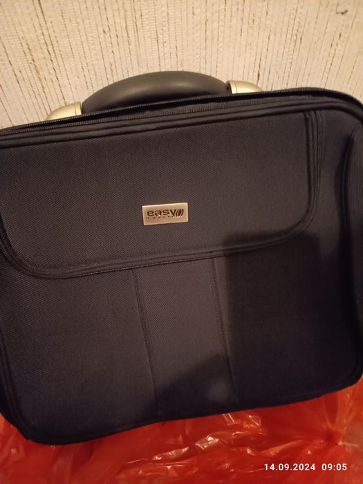 Sprzedam dwie torby na laptopa