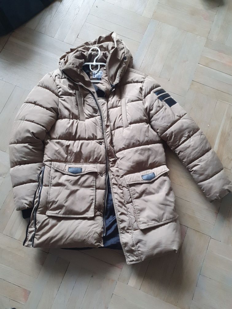 Мужская зимняя куртка размер S