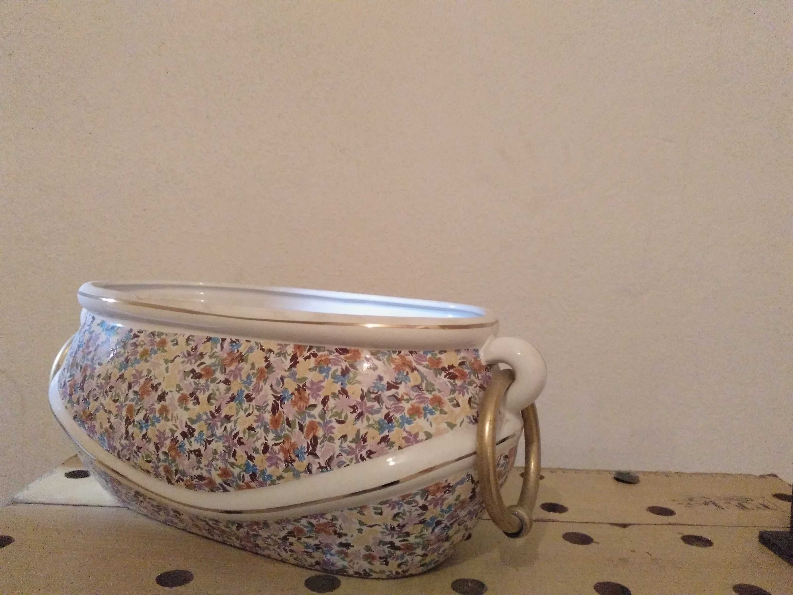 Fruteira em loiça